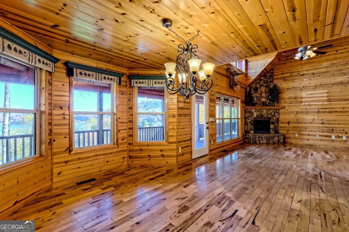 1929 Lakeview Summit Drive Young Harris - 12