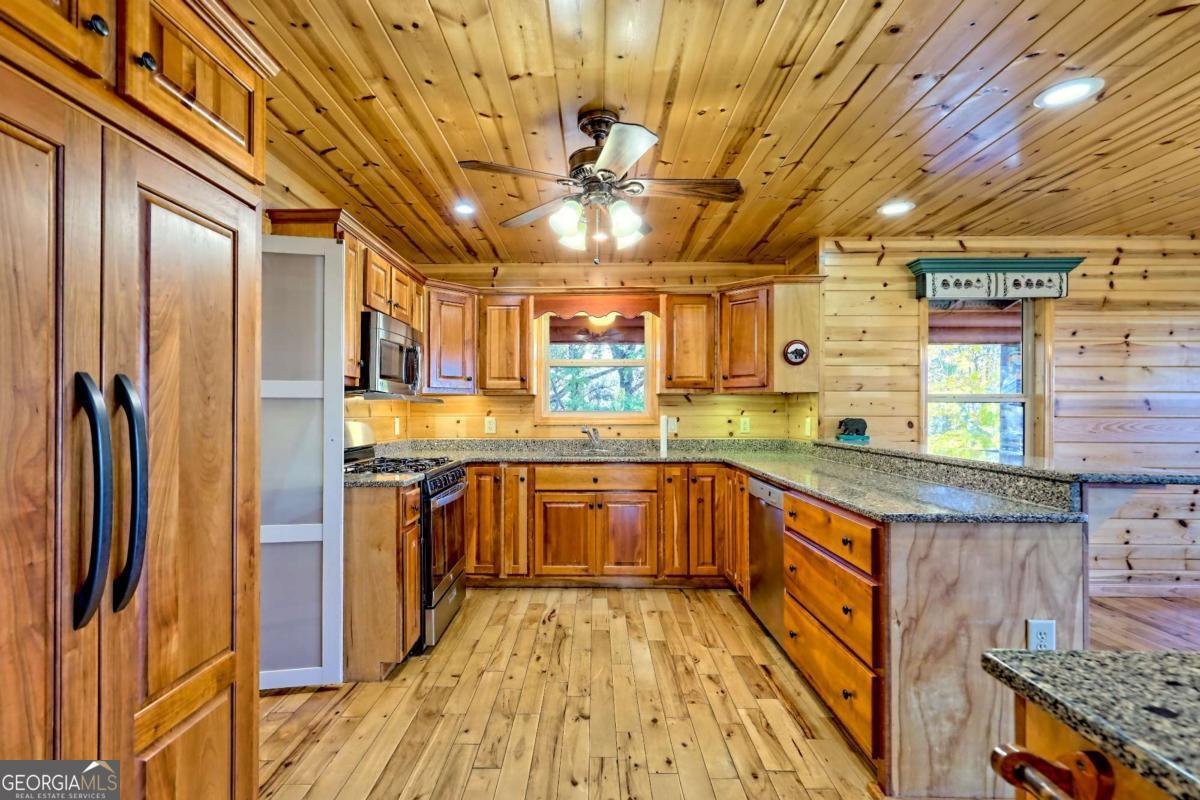 1929 Lakeview Summit Drive Young Harris - 15