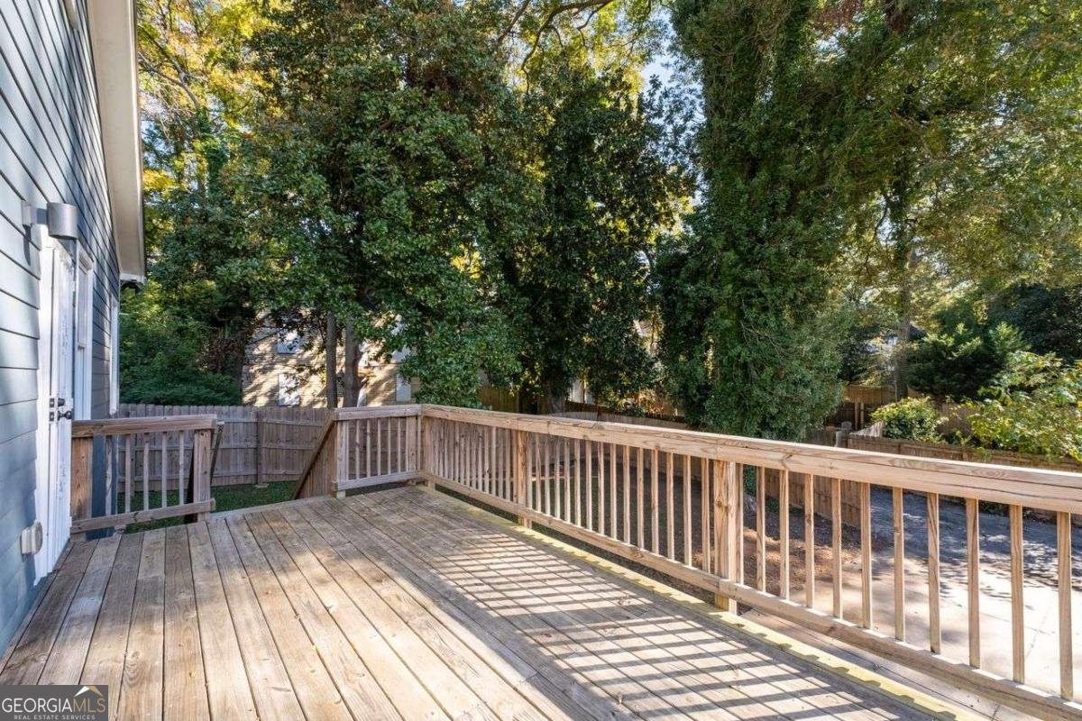 1070 LUCILE Avenue Atlanta - 17