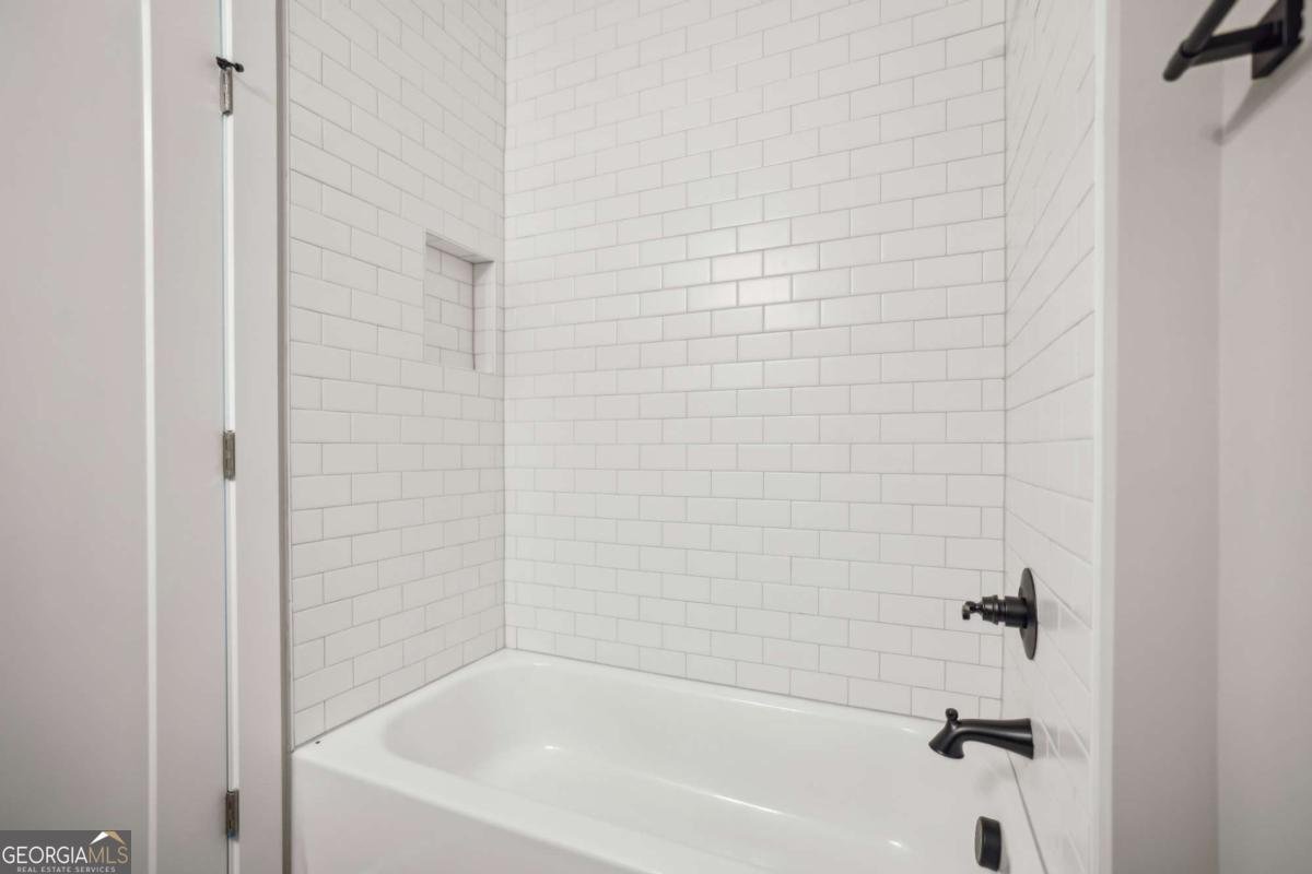 1095 Tucker Avenue Atlanta - 22