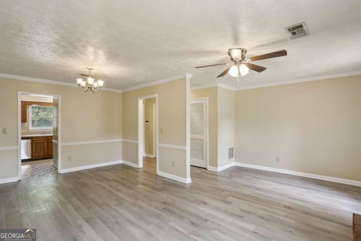 4711 Shumate Drive Stone Mountain - 11