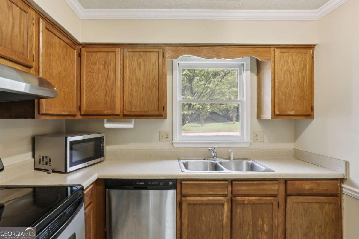 4711 Shumate Drive Stone Mountain - 6