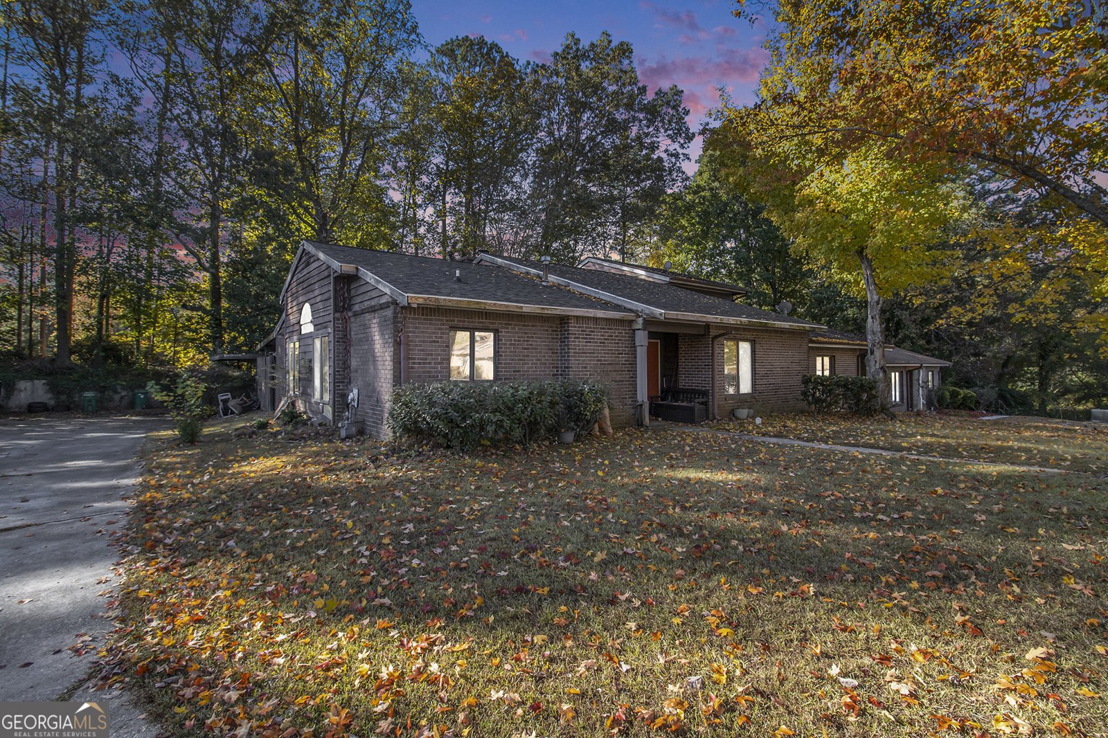 5529 Circlestone Lane Stone Mountain - 2