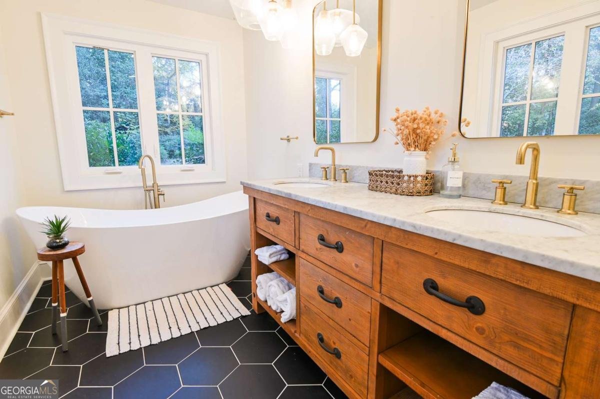 525 King Avenue Athens - 17