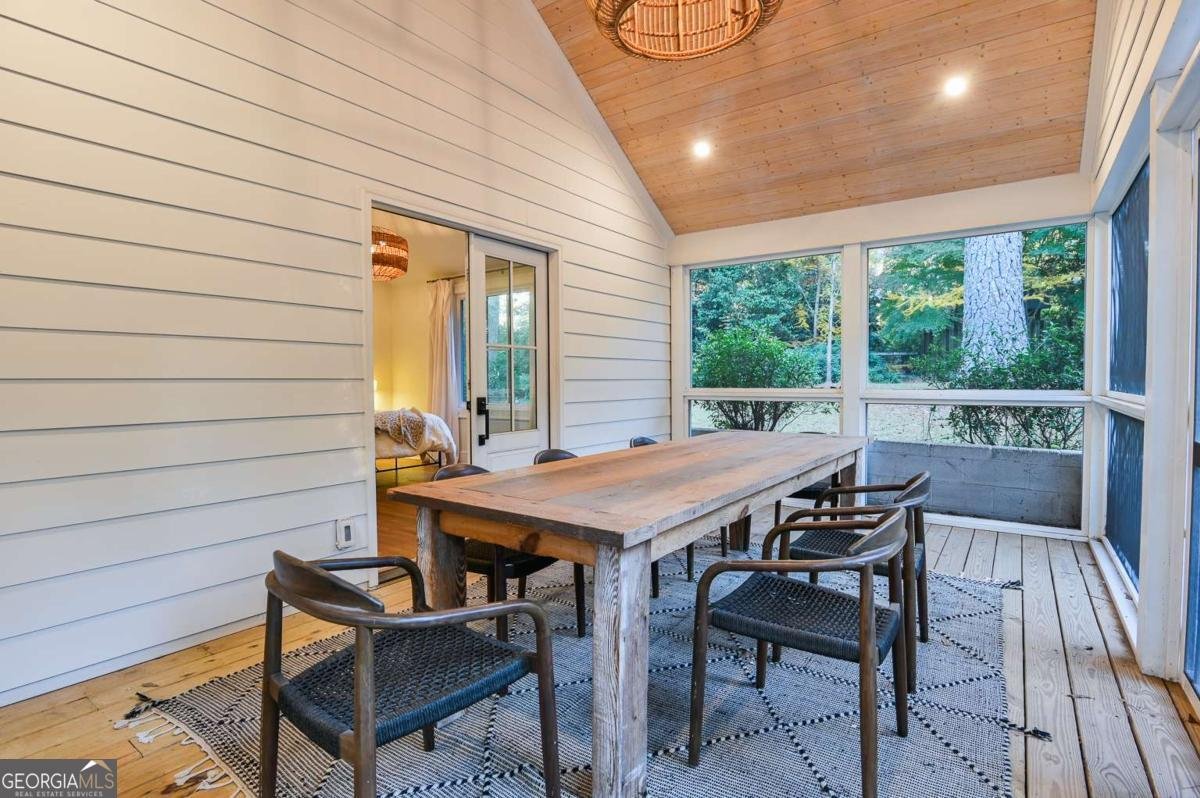 525 King Avenue Athens - 22