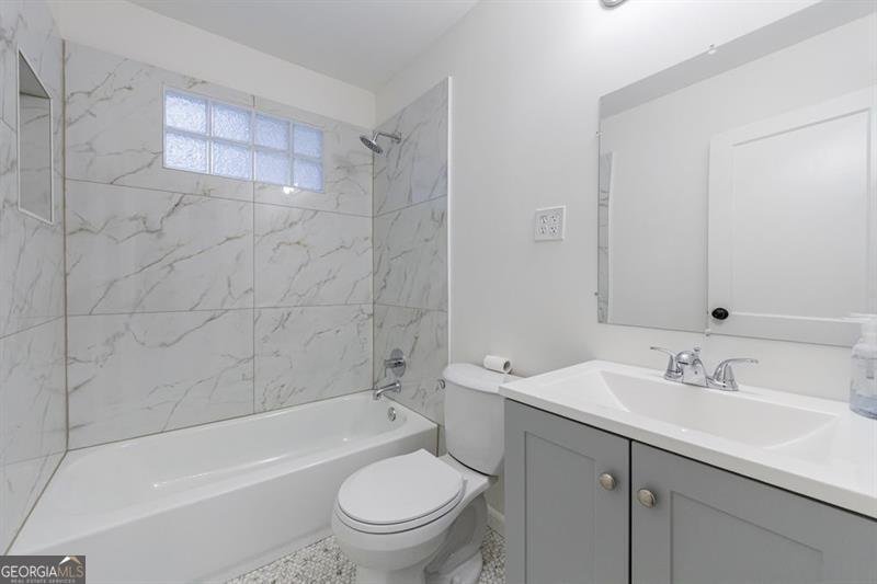 2046 Harold Avenue Smyrna - 28