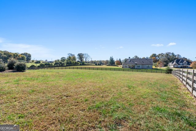 652 Meadow Run Court Clarkesville - 43