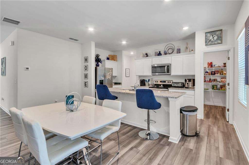 289 Pond Court Hoschton - 6