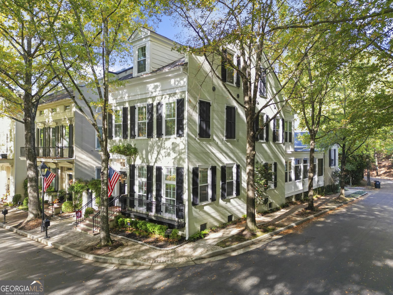 300 Abercorn Square Peachtree City - 3