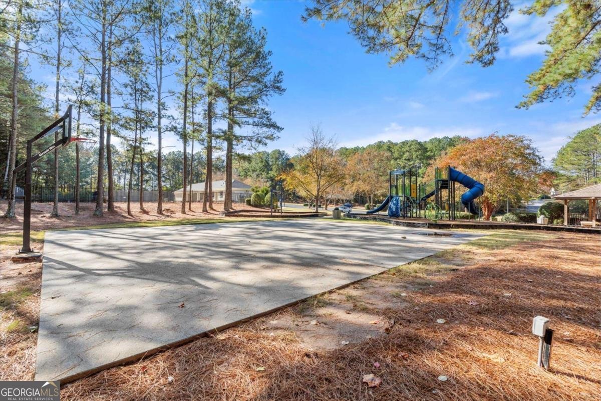 1020 Braelin Court Woodstock - 2