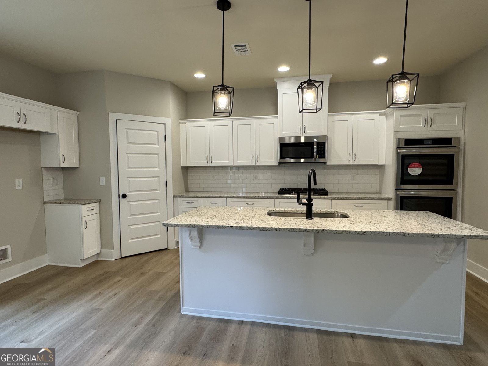 152 Hunters Chase Court Eatonton - 1