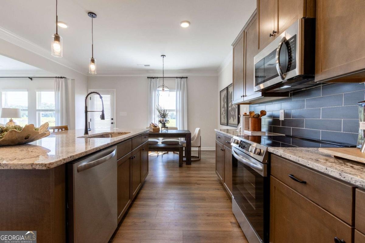 248 Shantz Way Byron - 10