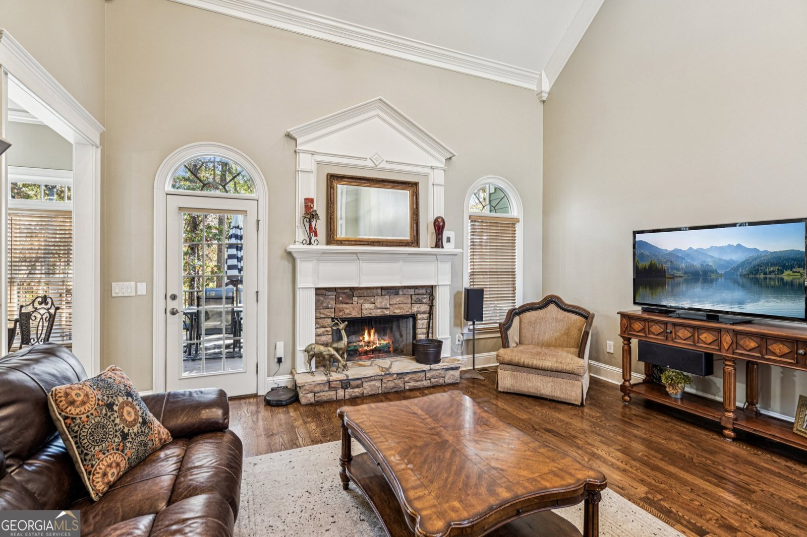 8160 Willow Point Gainesville - 8