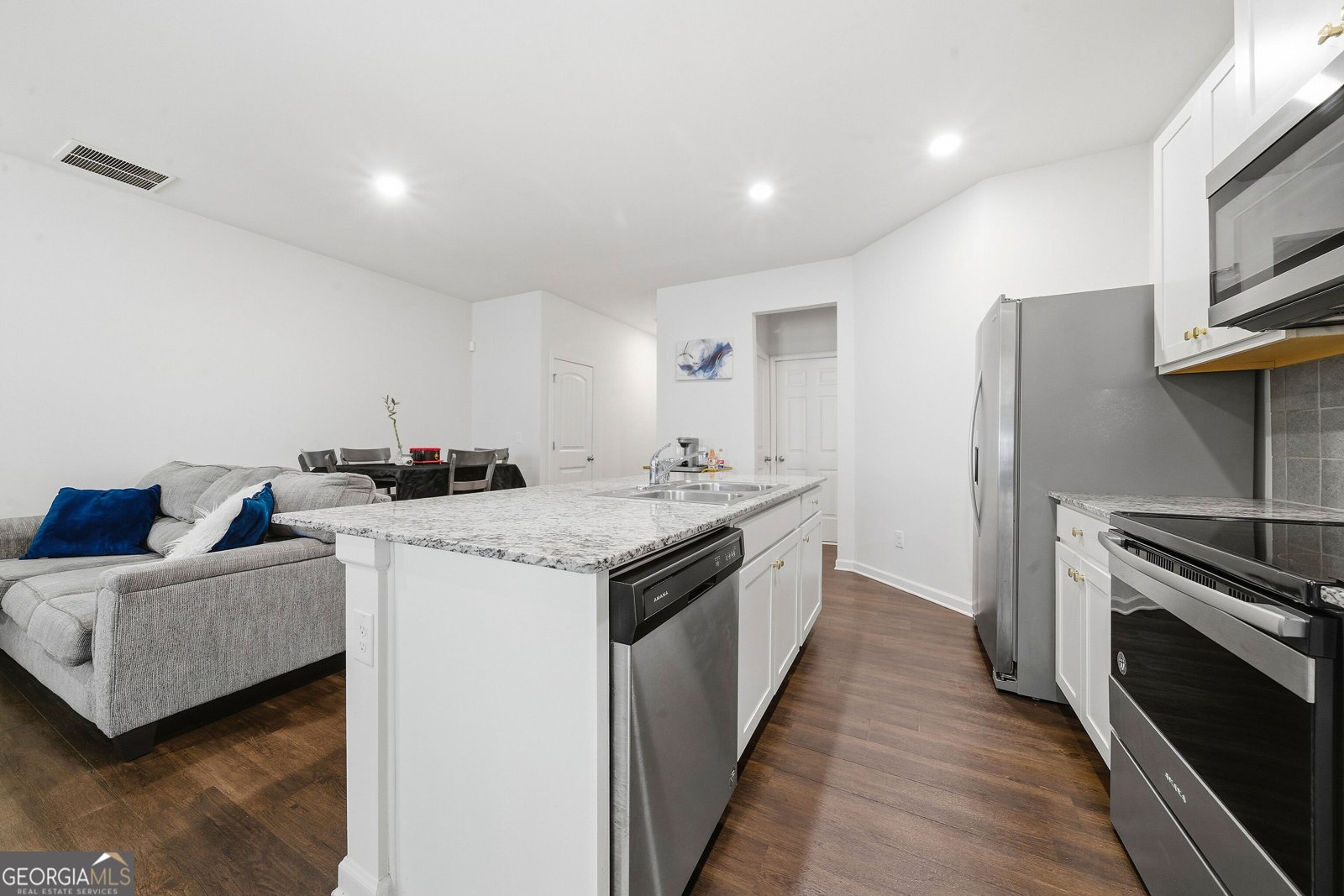 5848 Union Walk Drive Union City - 2