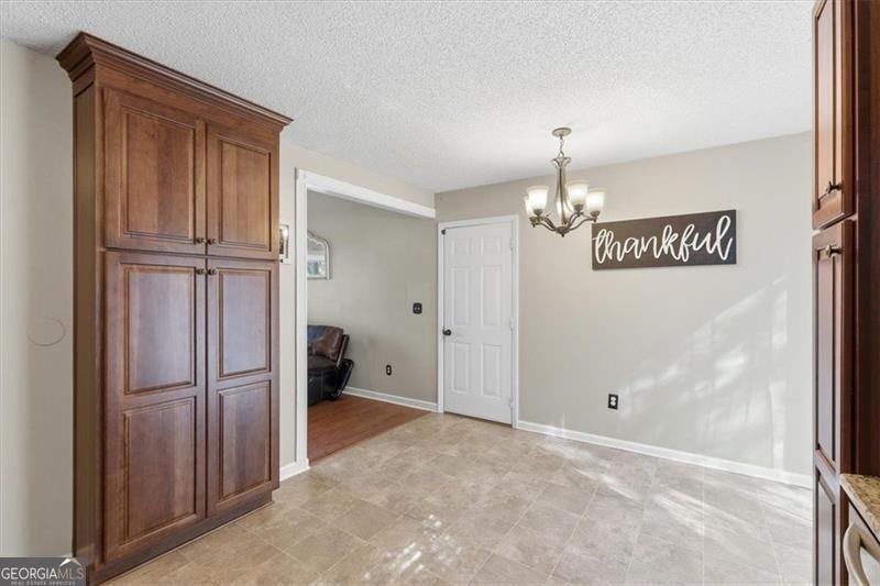 23 LAZY WATER Drive Euharlee - 17