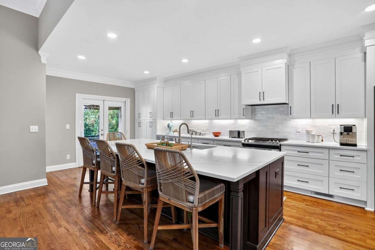 5045 Rockingham Drive Roswell - 8