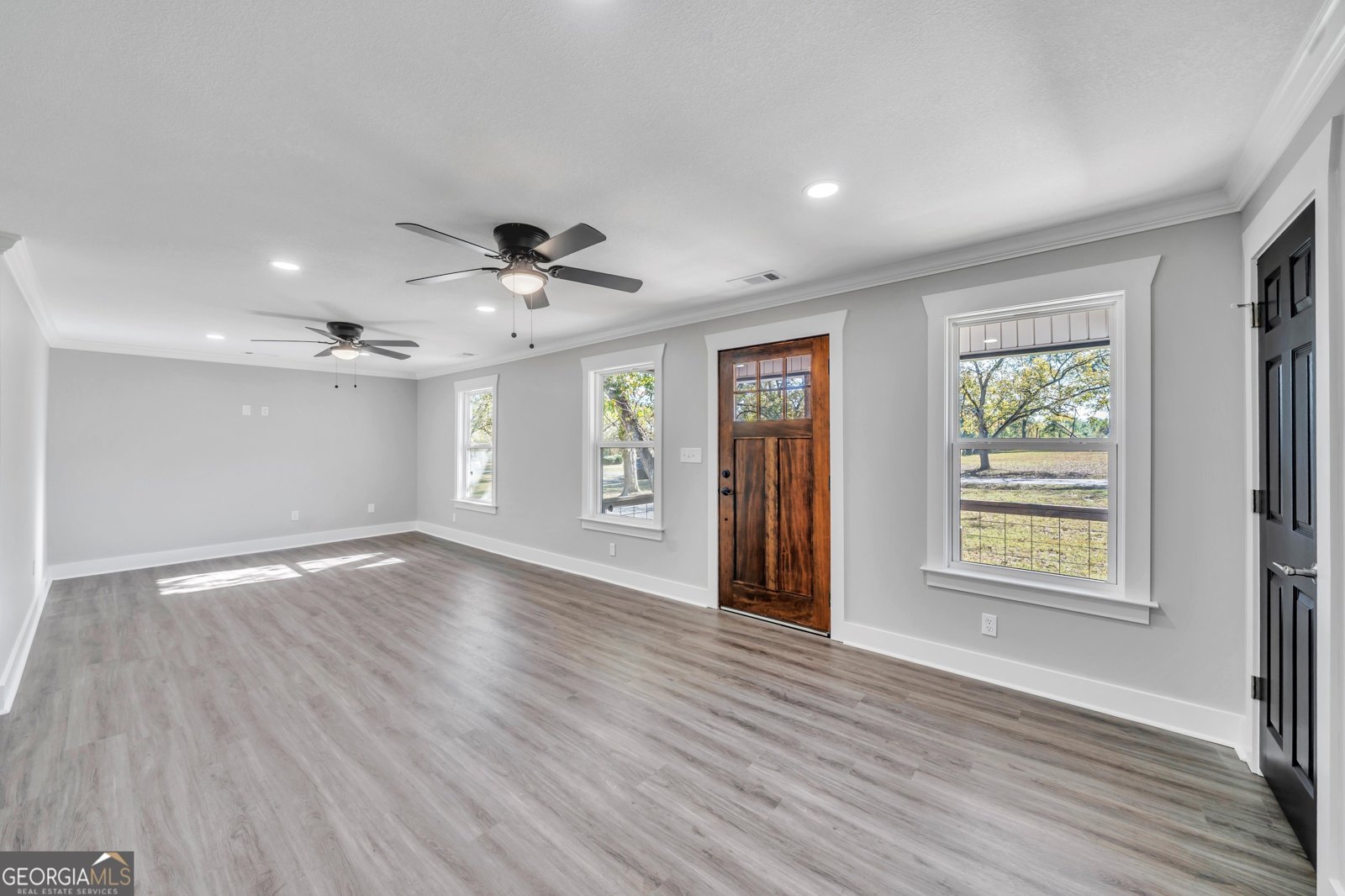 725 Arrowhead Road Dublin - 8