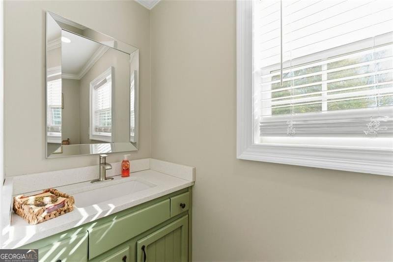 5006 SUWANEE DAM Road Suwanee - 22