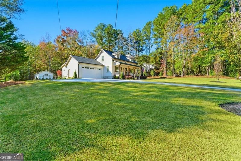 5006 SUWANEE DAM Road Suwanee - 37