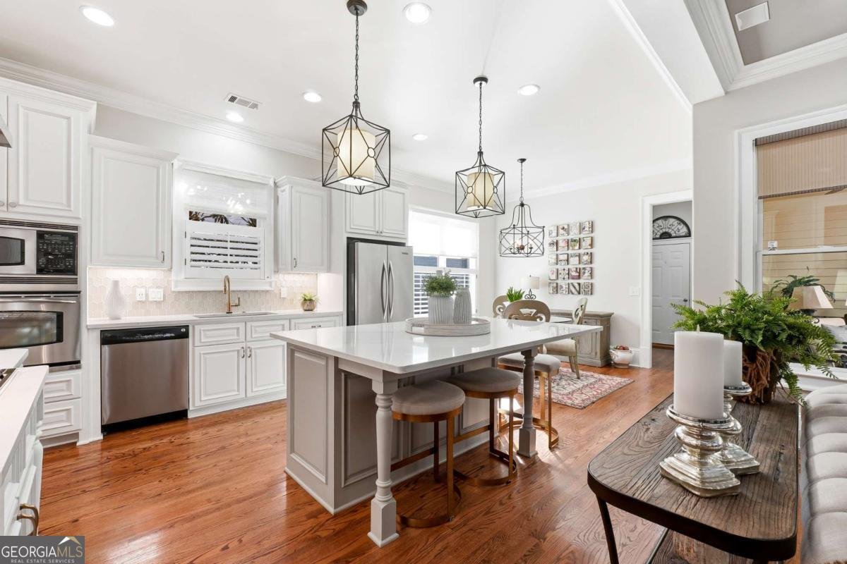 12474 Broadwell Road Milton - 13