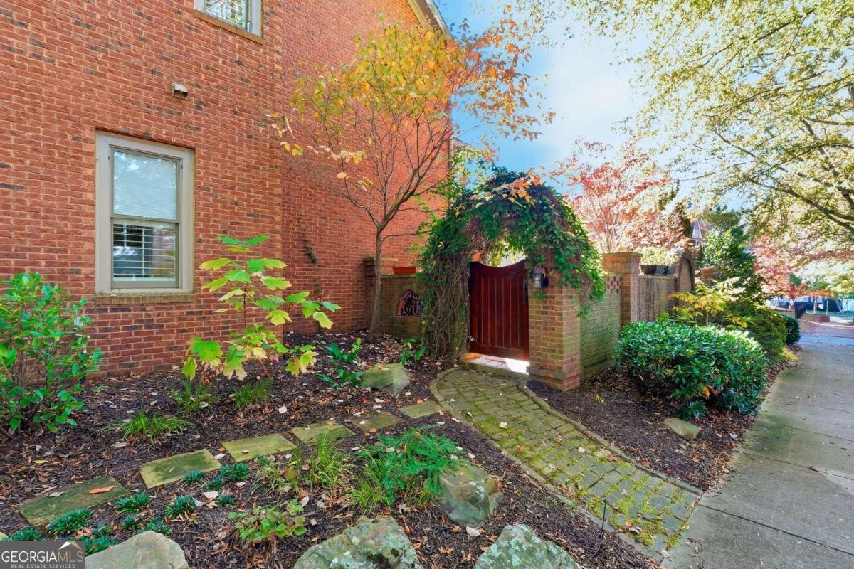 12474 Broadwell Road Milton - 46