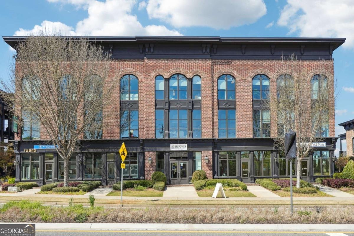 12474 Broadwell Road Milton - 57