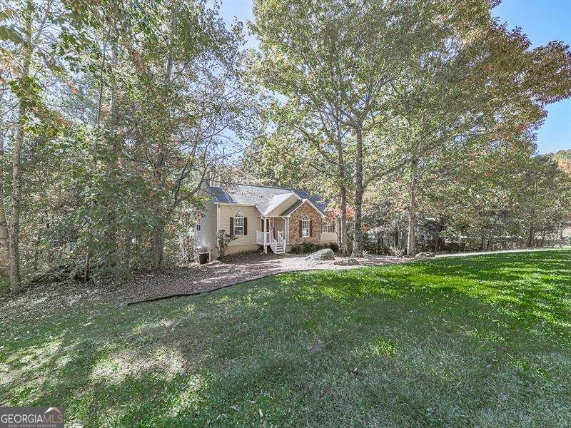 100 Broadlands Drive White - 23