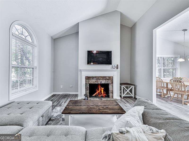 100 Broadlands Drive White - 5