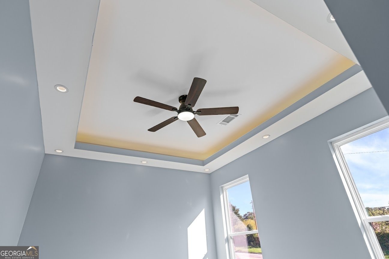 1515 Grayson Parkway Grayson - 42