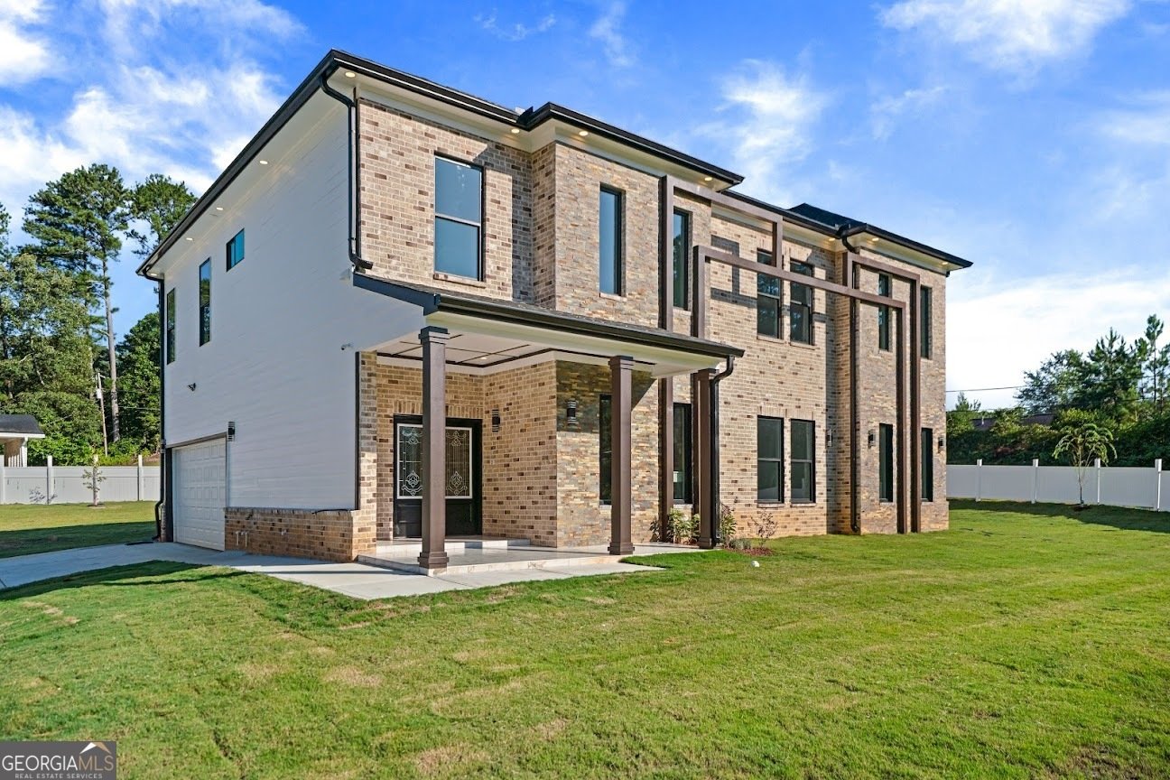 1515 Grayson Parkway Grayson - 46