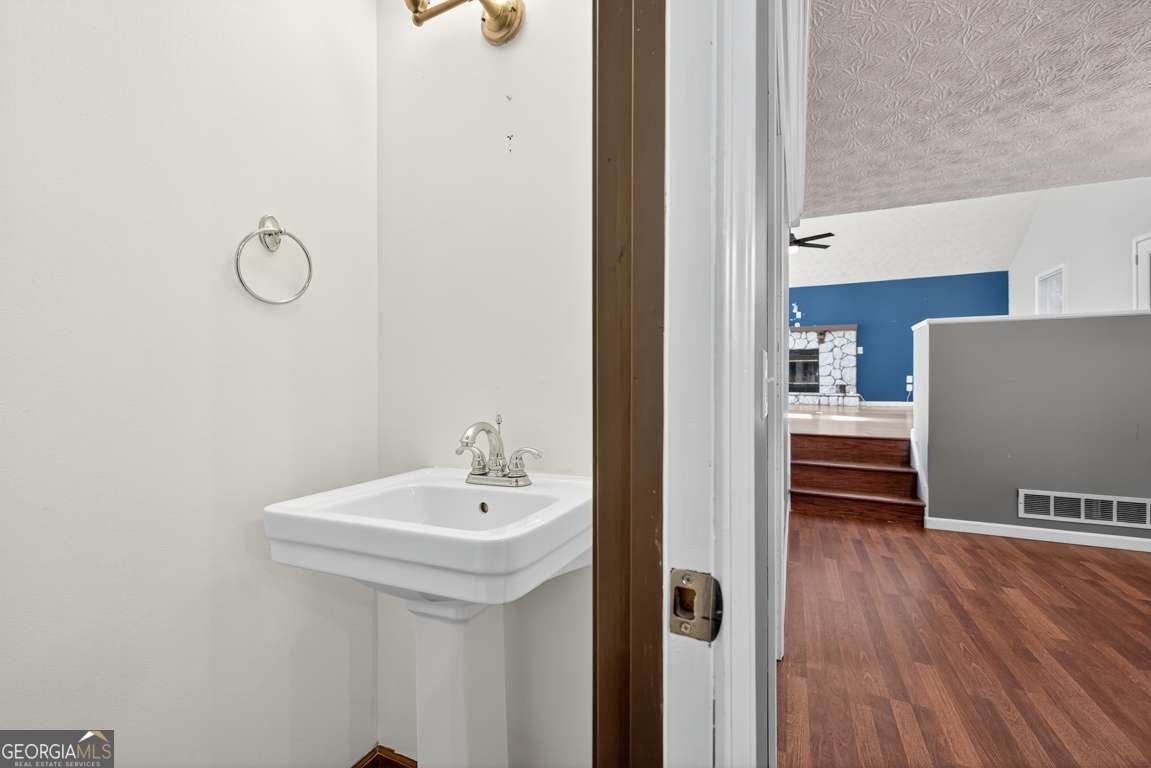 2899 EMERALD Lane Acworth - 24