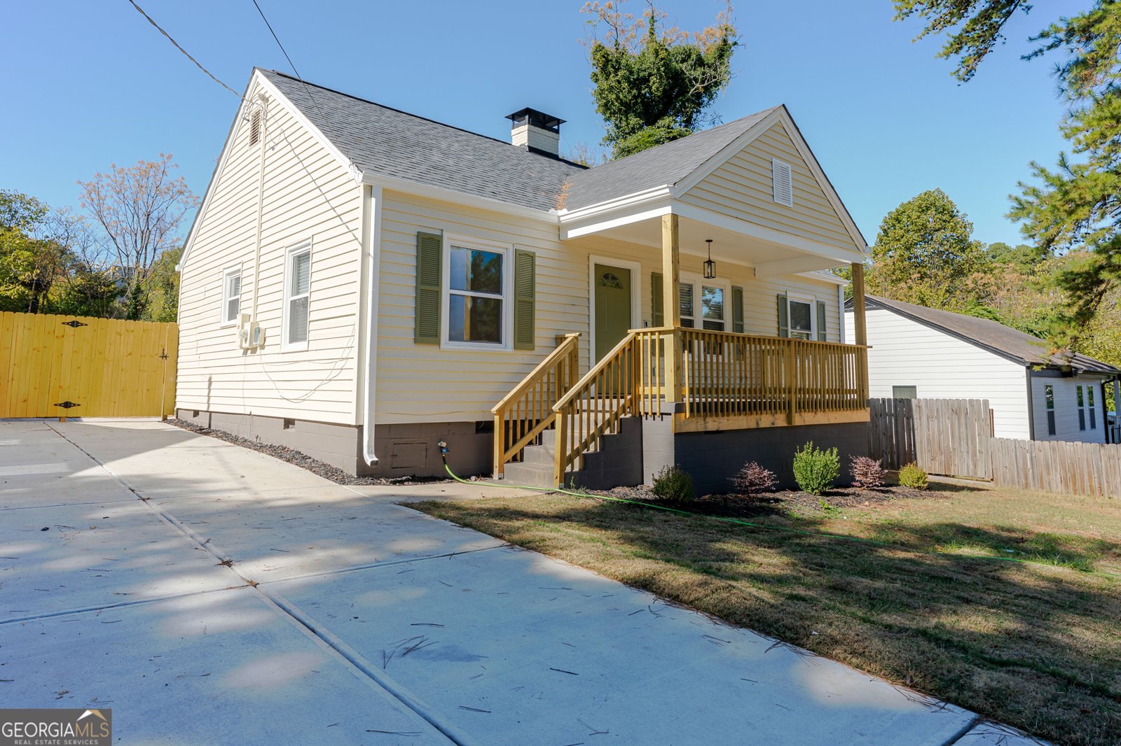 2725 Blount Street East Point - 2