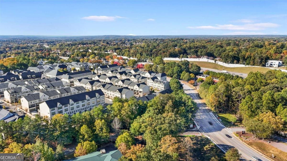 3927 ALLEGRETTO Circle Atlanta - 1