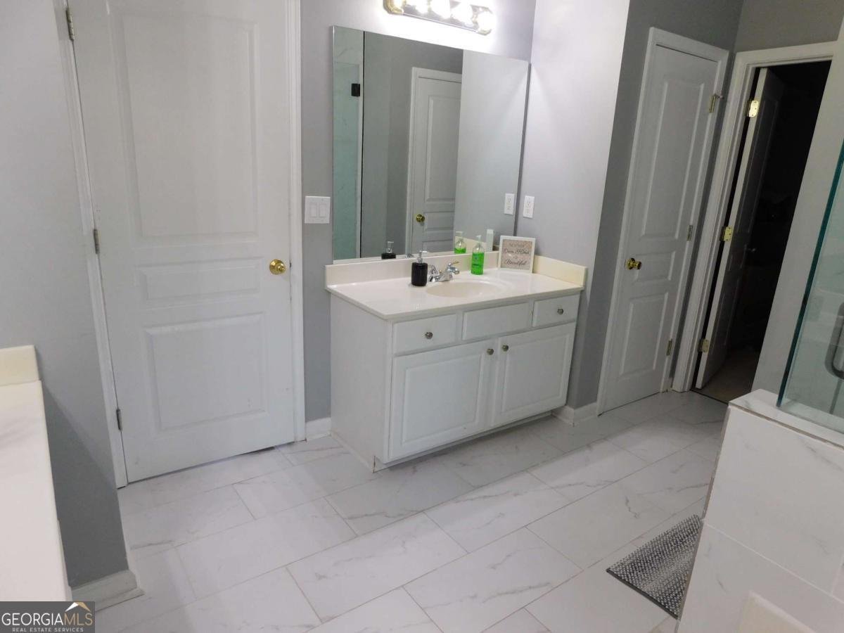 834 Montecruz Drive Lawrenceville - 40