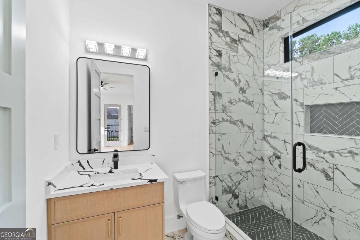 2709 Collins Hill Road Lawrenceville - 33