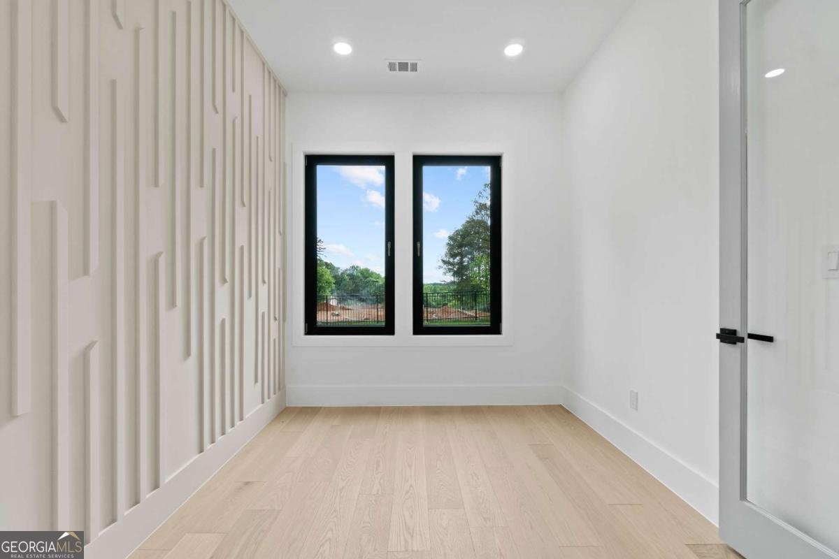 2709 Collins Hill Road Lawrenceville - 67