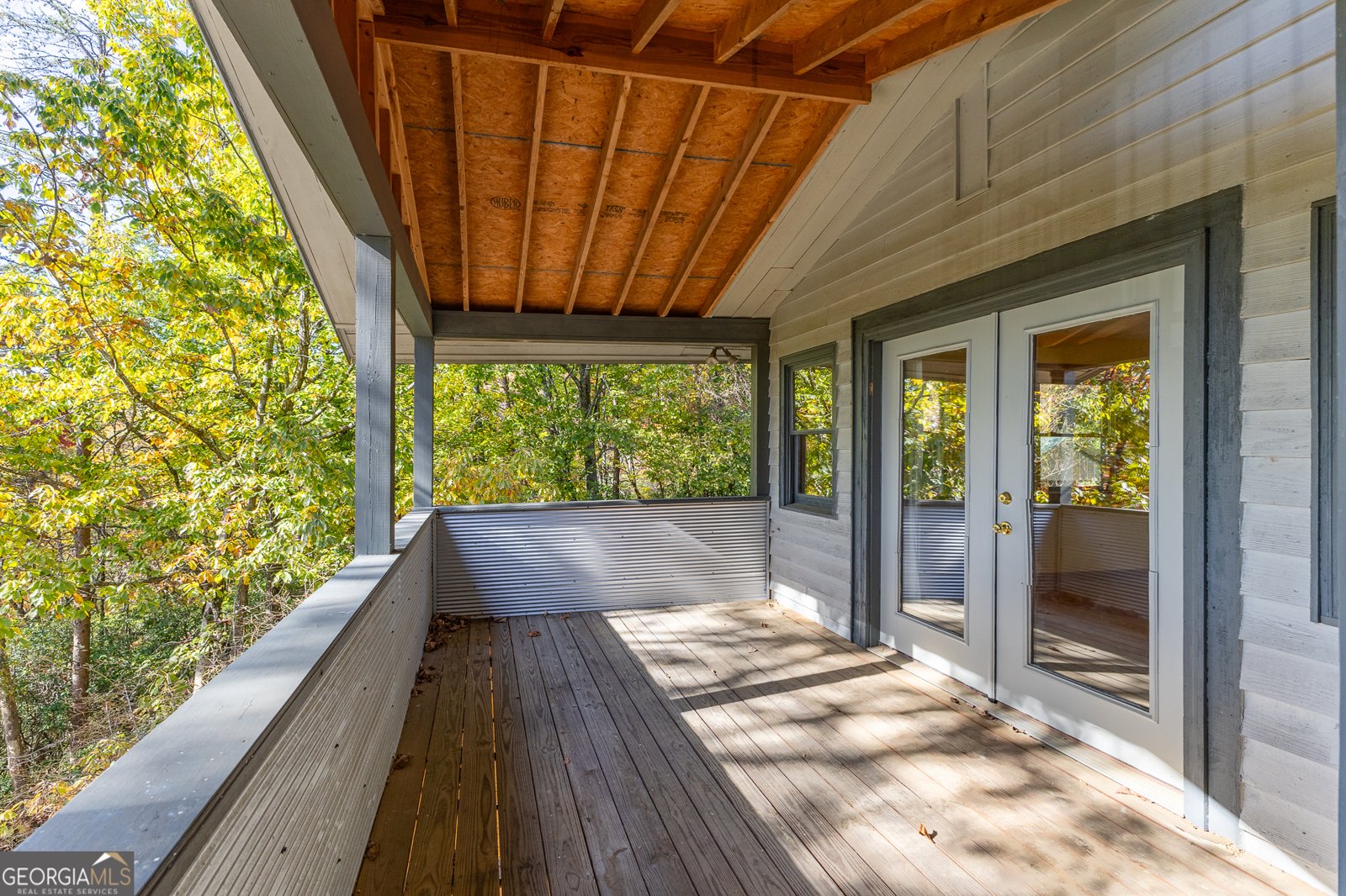 339 Cameron Road Cleveland - 11