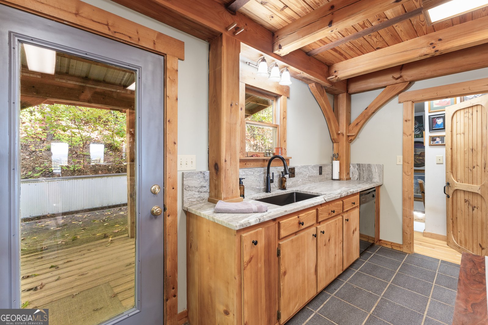 339 Cameron Road Cleveland - 19