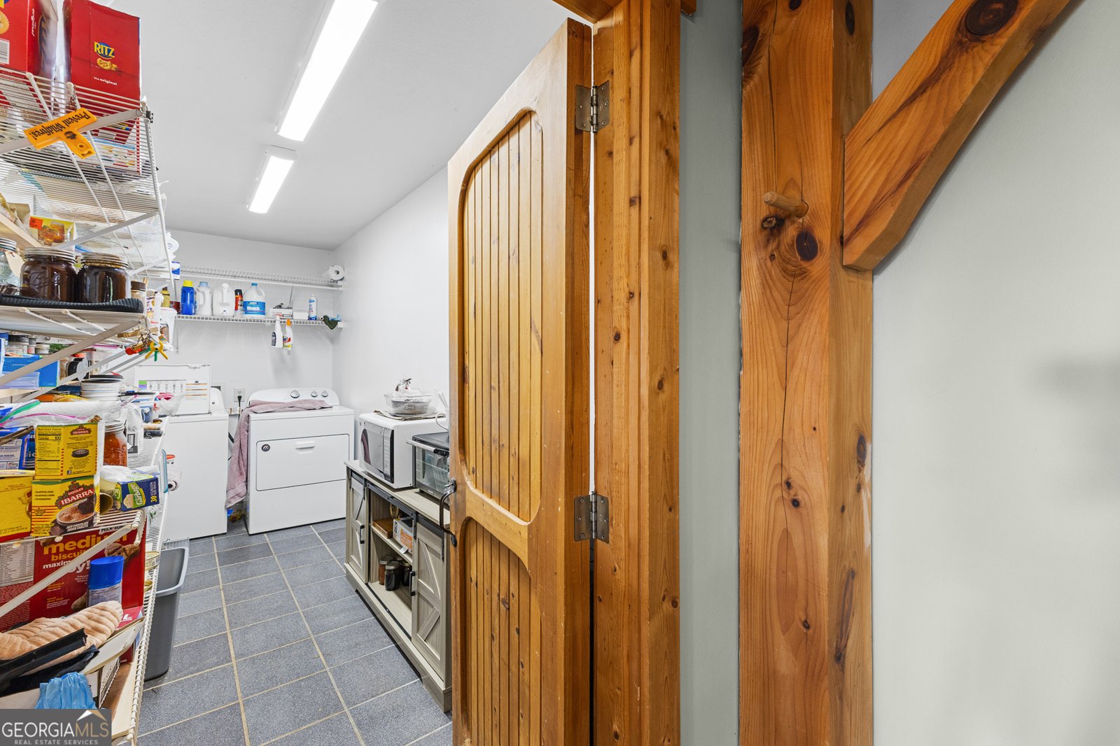 339 Cameron Road Cleveland - 21