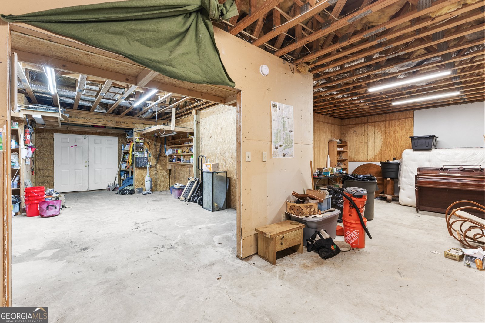 339 Cameron Road Cleveland - 31