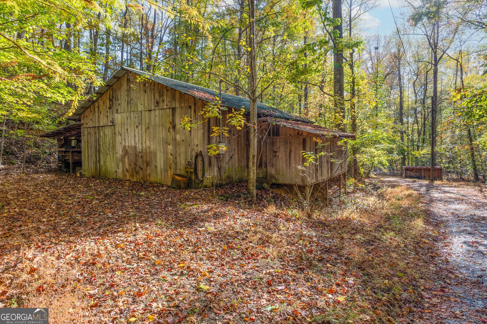 339 Cameron Road Cleveland - 36