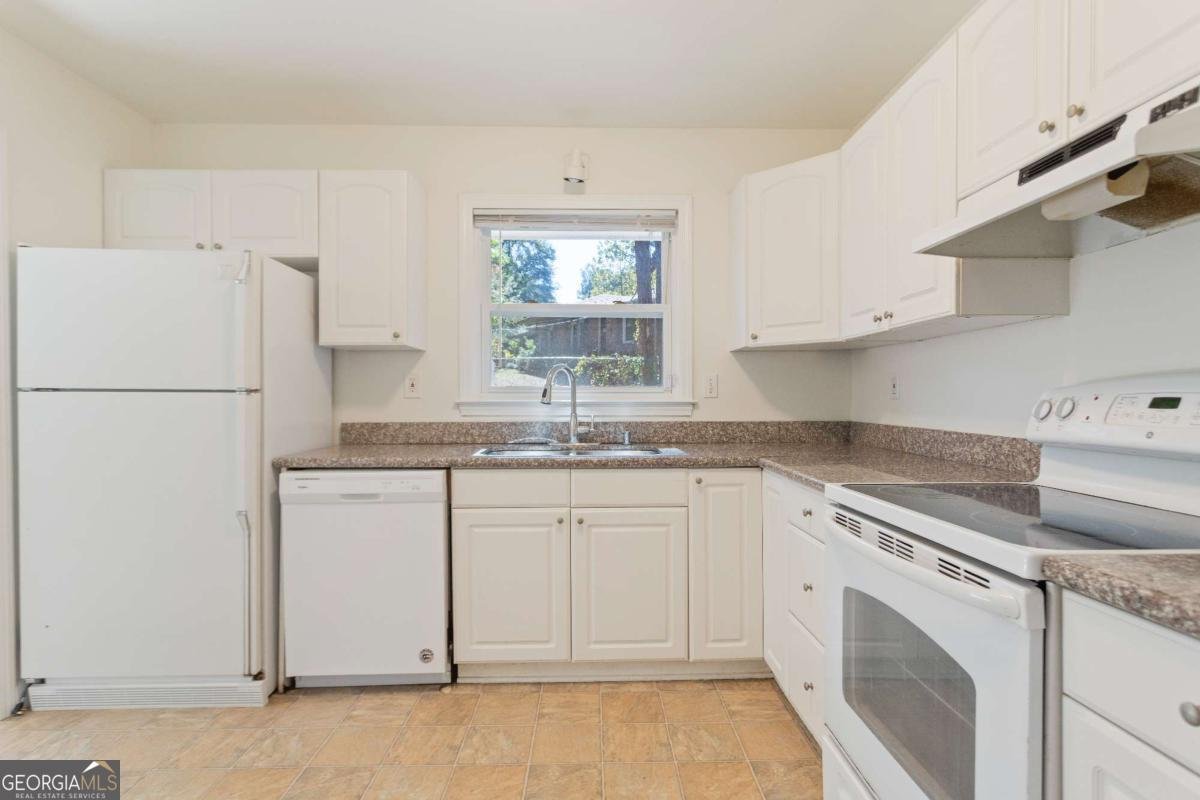 4433 Locksley Road Tucker - 14