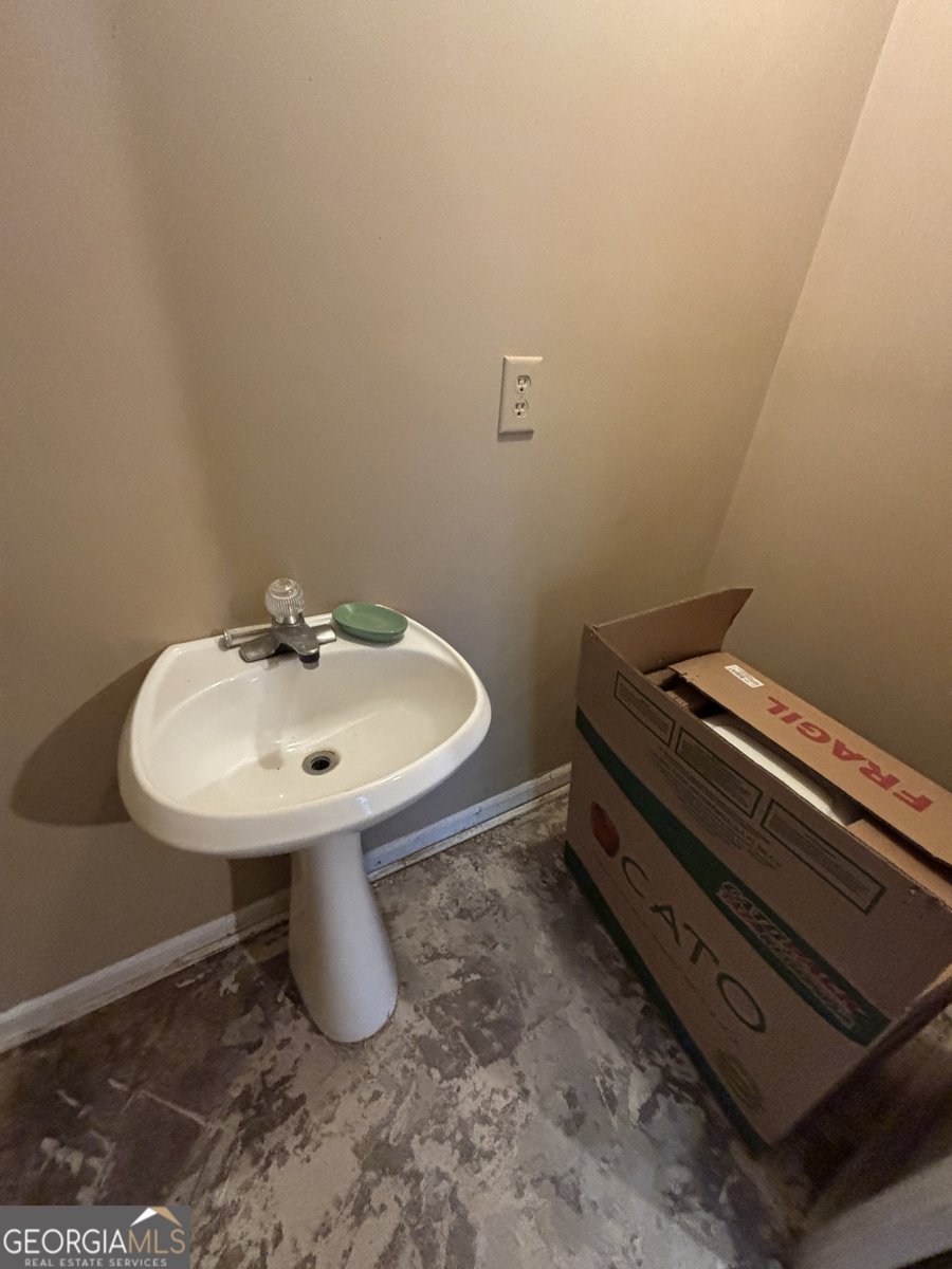 319 Country Club Road Cochran - 21