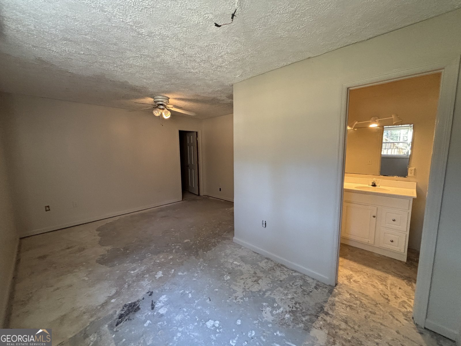 319 Country Club Road Cochran - 24