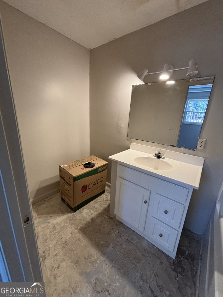 319 Country Club Road Cochran - 25