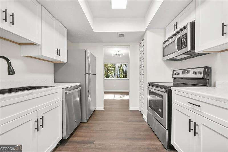 937 Pine Oak Trail Austell - 8