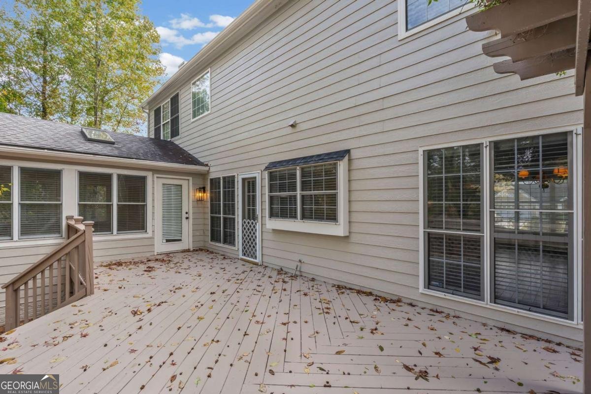 3715 Lakeheath Drive Cumming - 33