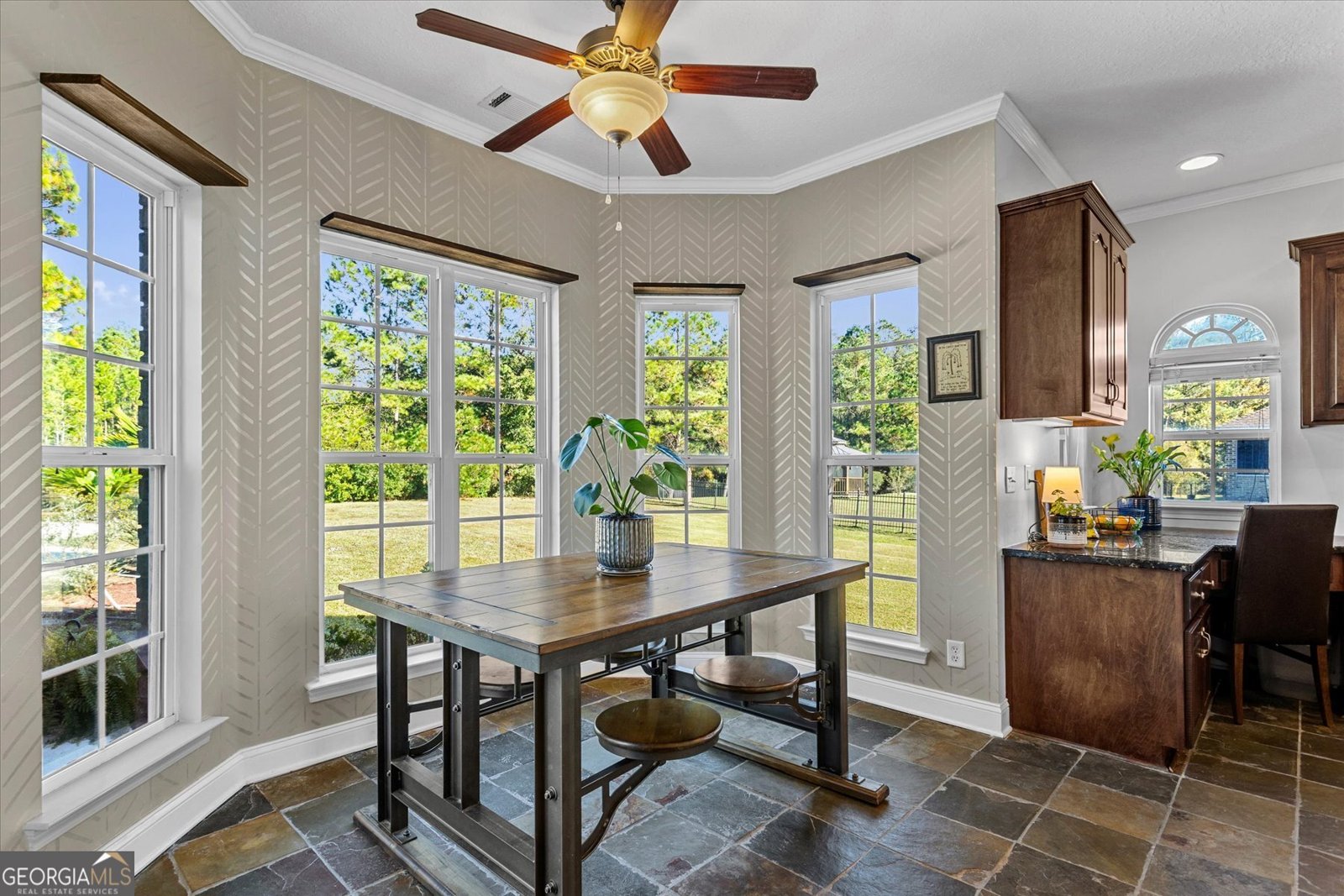 24 Demeries Lake Court Richmond Hill - 14