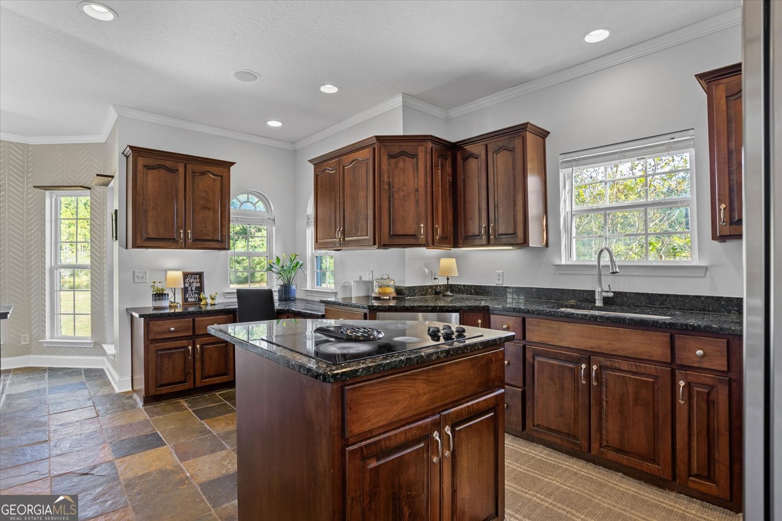 24 Demeries Lake Court Richmond Hill - 19