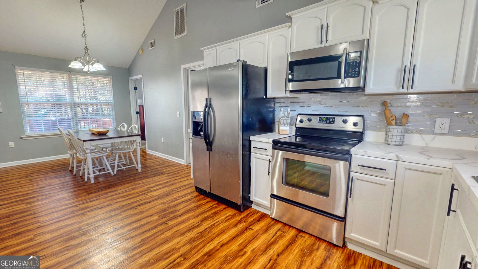 327 Bay Lane Eden - 9